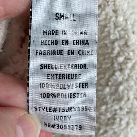 Thread & Supply cream fuzzy half zip pullover - Picture 7 of 8